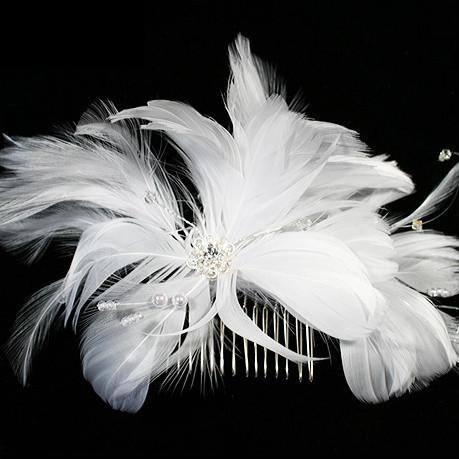 Feather Haircomb with Scattered Pearl & Crystal