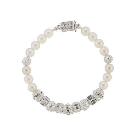 Pearl Bracelet with Various Metal Accents