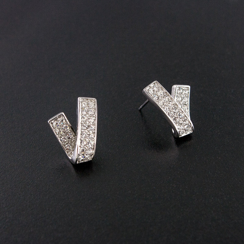 V-Shaped Rhinestone Earrings