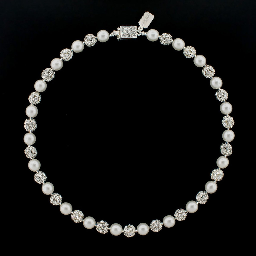 Pearl Necklace with Rhinestone Beads